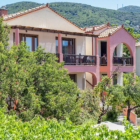 Rigas Apart-hotel Skopelos Town