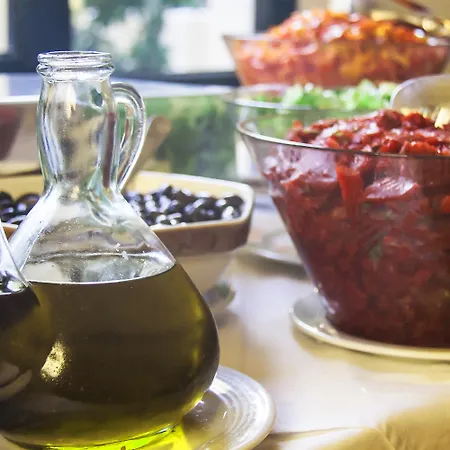 Rigas מלון דירות 3*